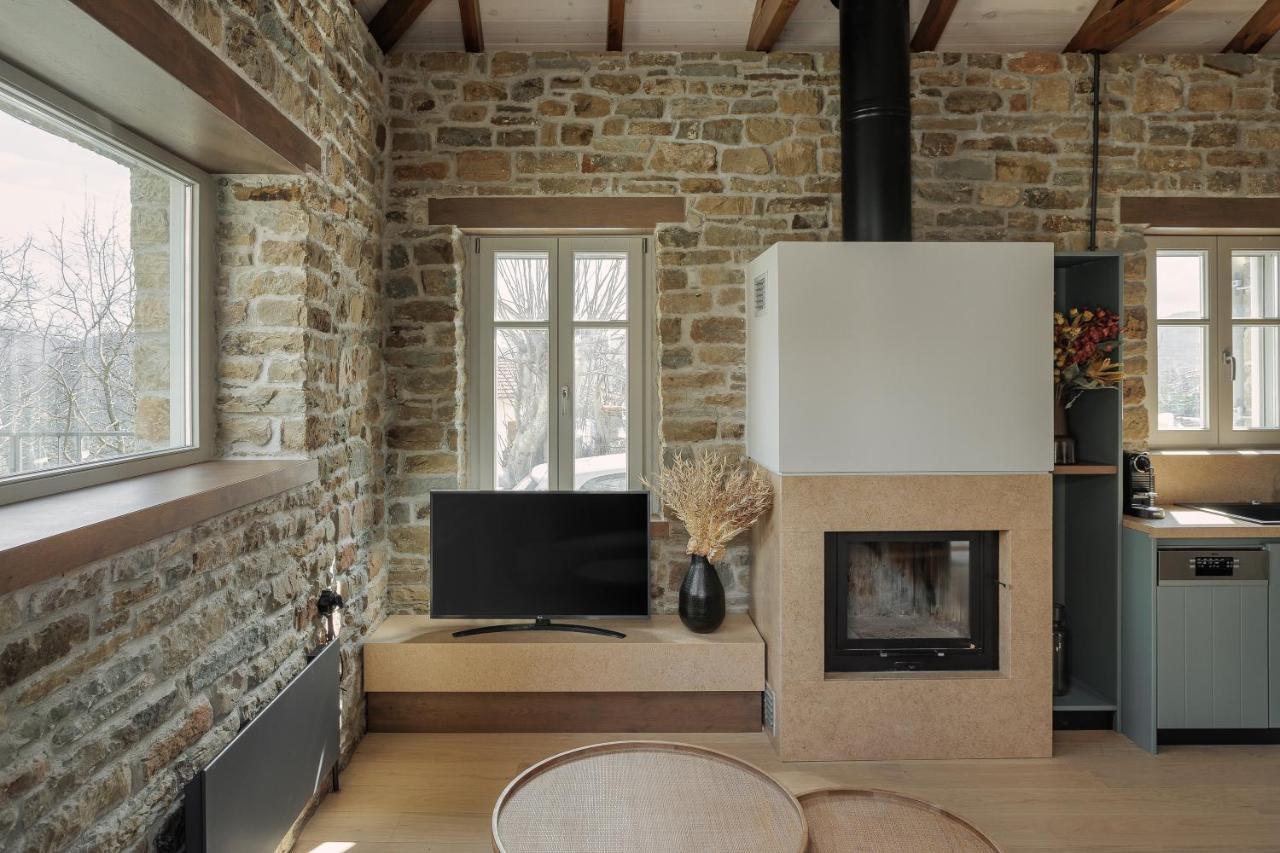 Lozart Traditional Stone House Elliniko  Exterior photo